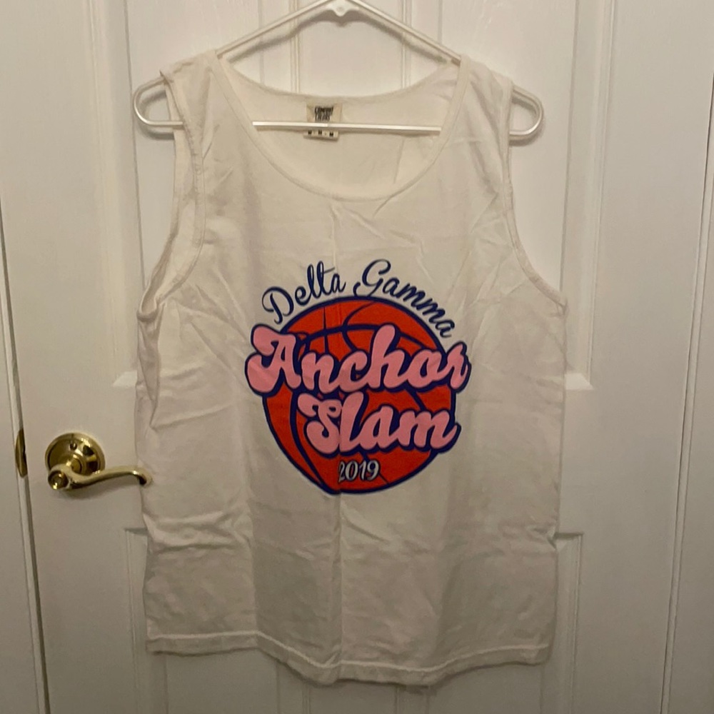 Delta Gamma Vintage Tank